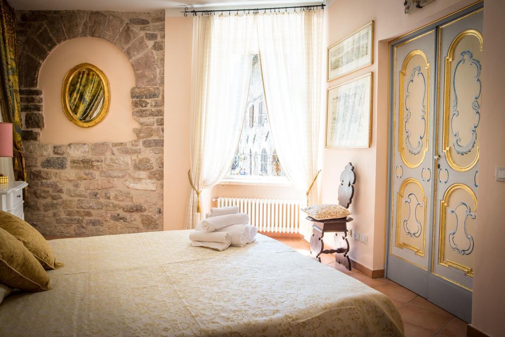 Apartment Assisi Cattedrale Rum bild